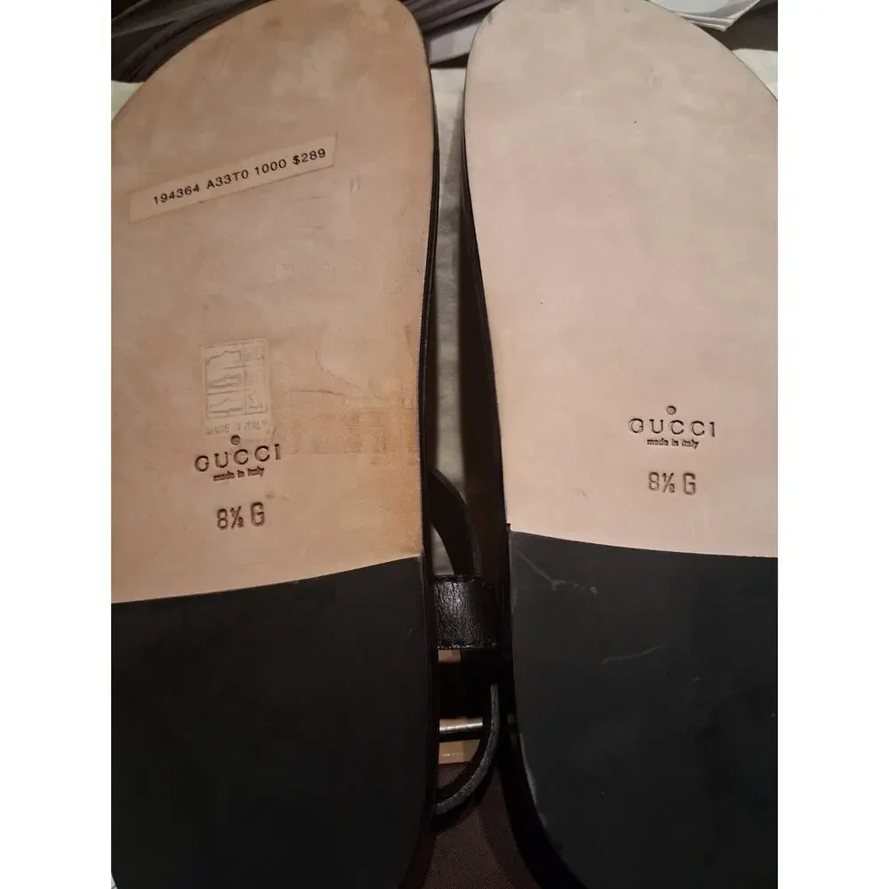 NIB GUCCI BLACK LEATHER AND CANVAS LOGO FLATS BUCKLE SANDALS 8.5 194364